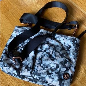Lululemon crossbody bag